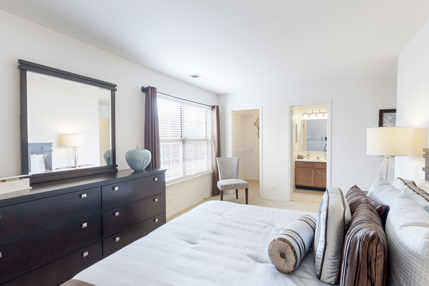 1128 Johnson Drive #3521, Buffalo Grove, IL 60089