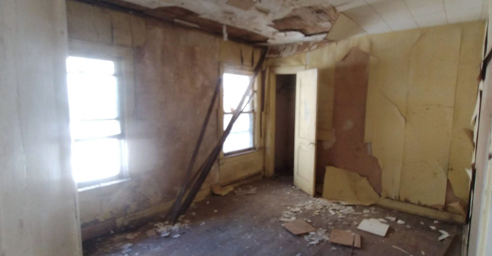 918 Highland Avenue, Waukegan, IL 60085