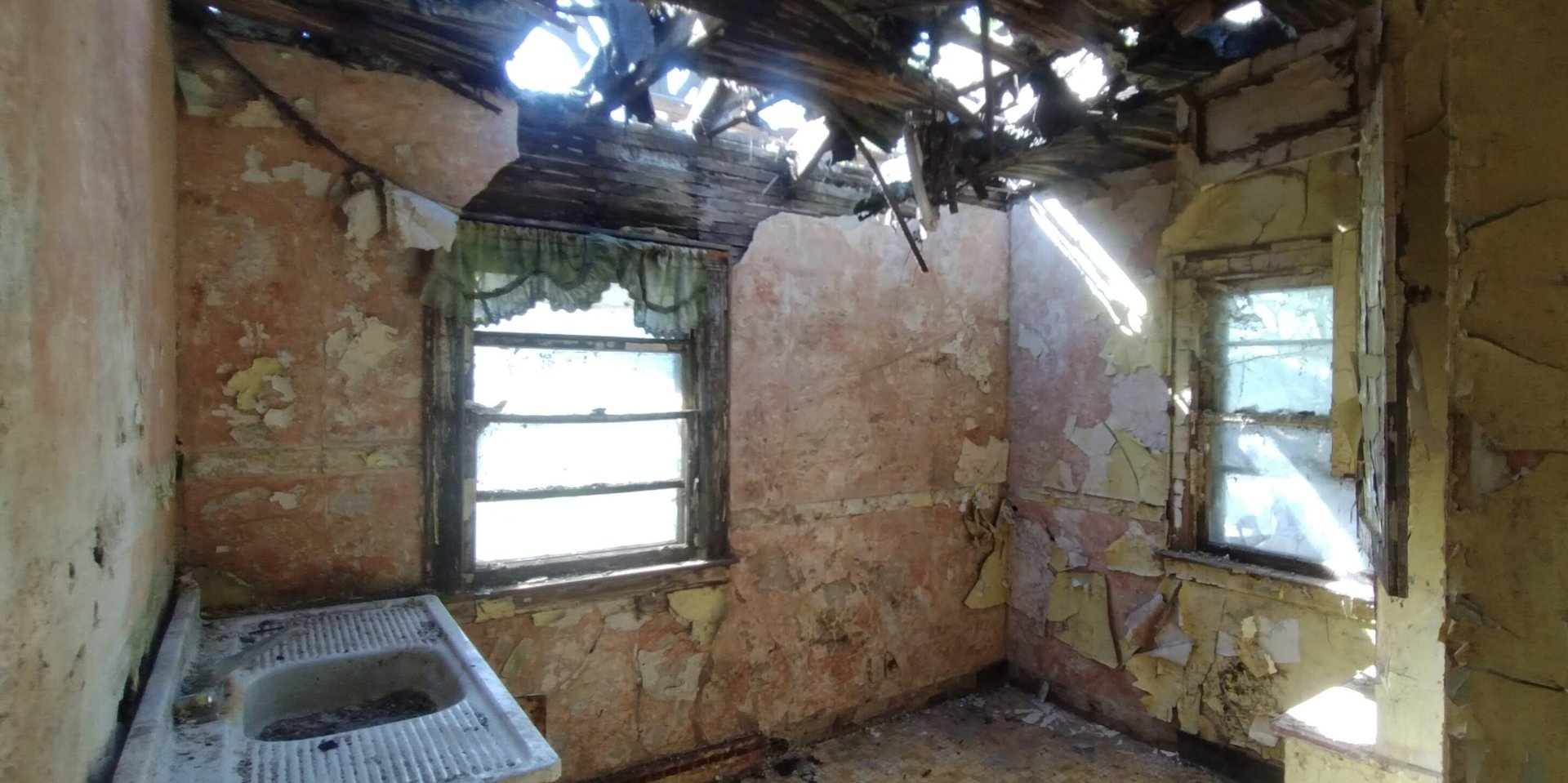 918 Highland Avenue, Waukegan, IL 60085