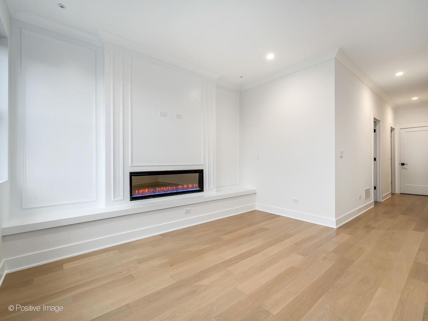 3714 N Claremont Avenue, Chicago, IL 60618