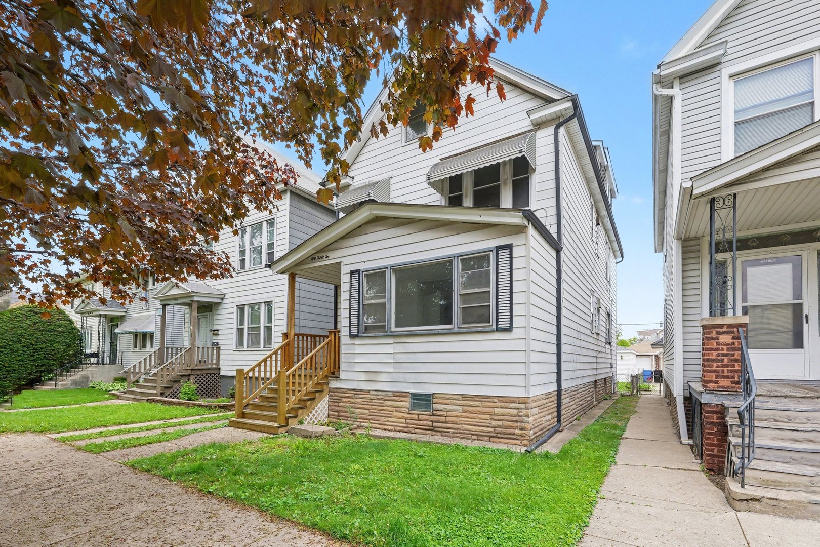 5032 W Gunnison Street, Chicago, IL 60630