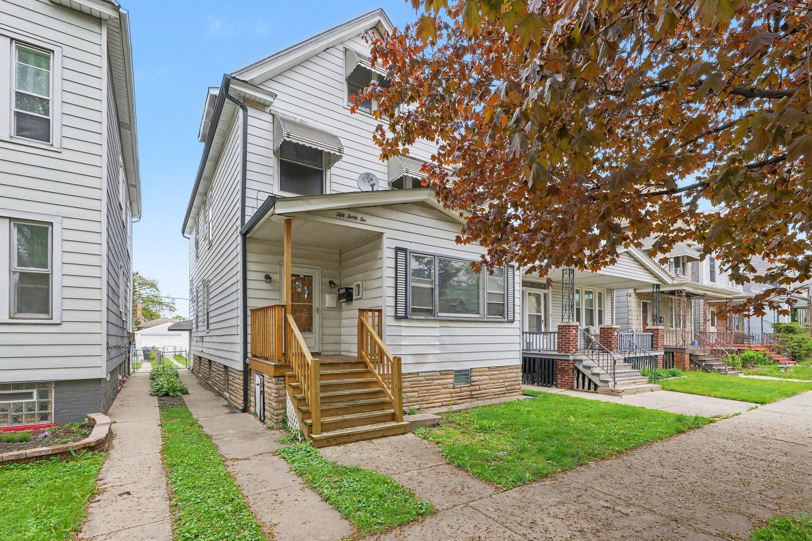 5032 W Gunnison Street, Chicago, IL 60630