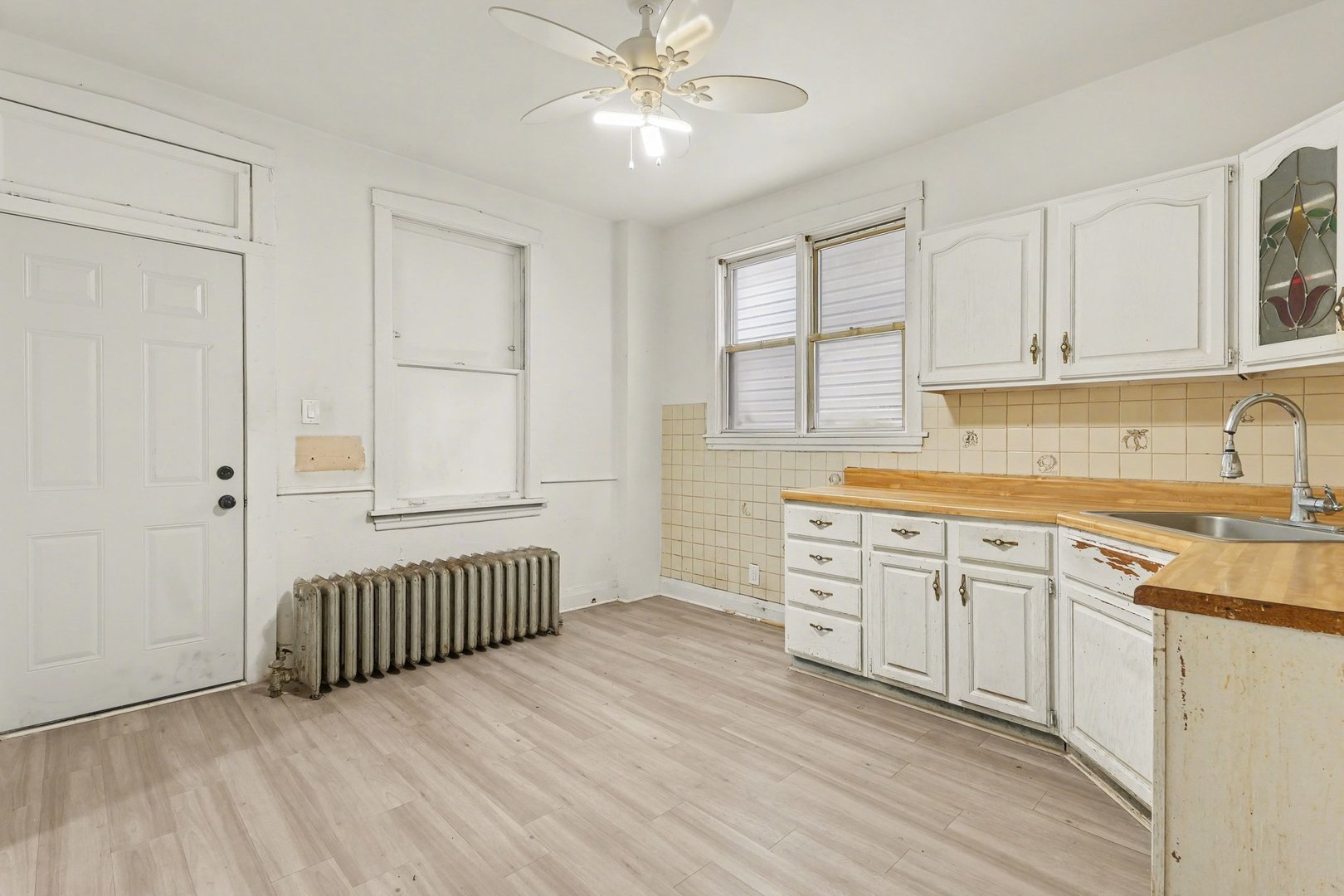 5032 W Gunnison Street, Chicago, IL 60630