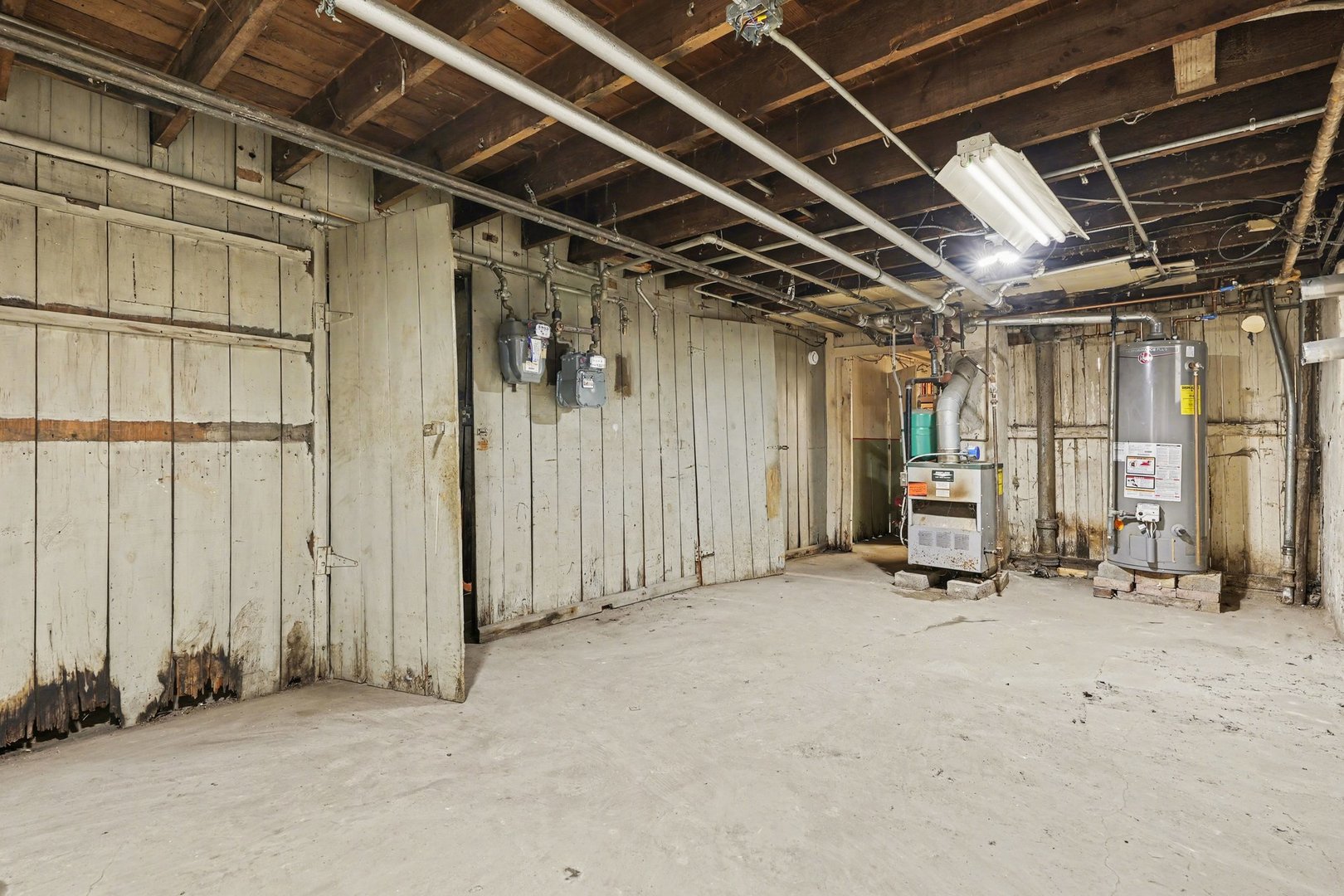 5032 W Gunnison Street, Chicago, IL 60630