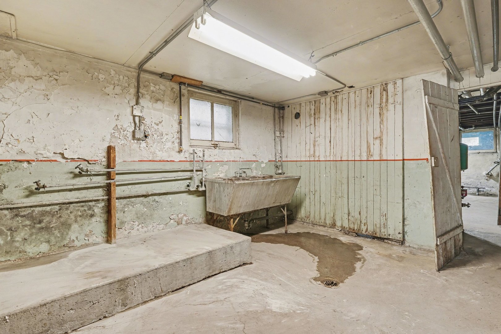 5032 W Gunnison Street, Chicago, IL 60630