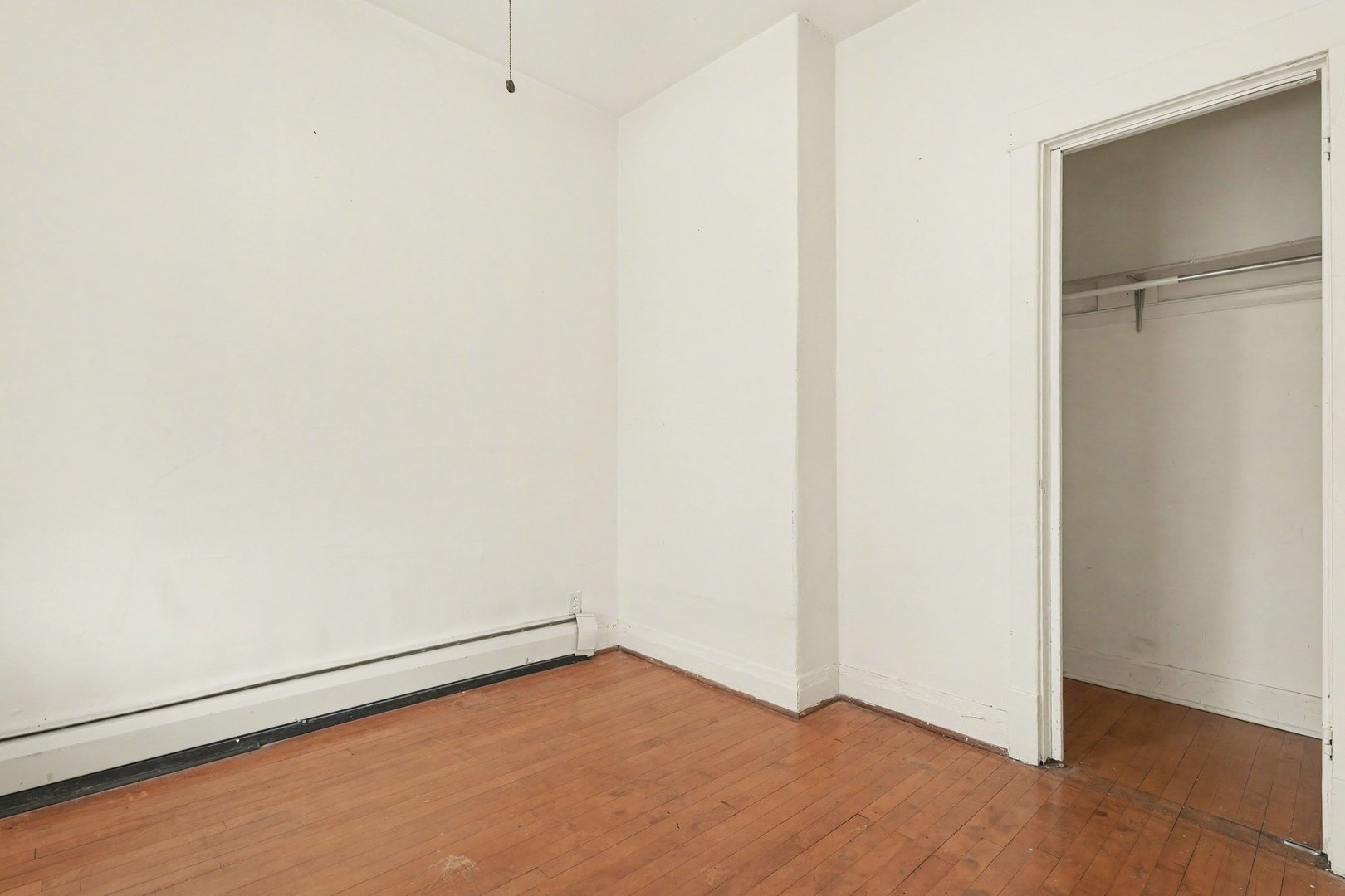 5032 W Gunnison Street, Chicago, IL 60630