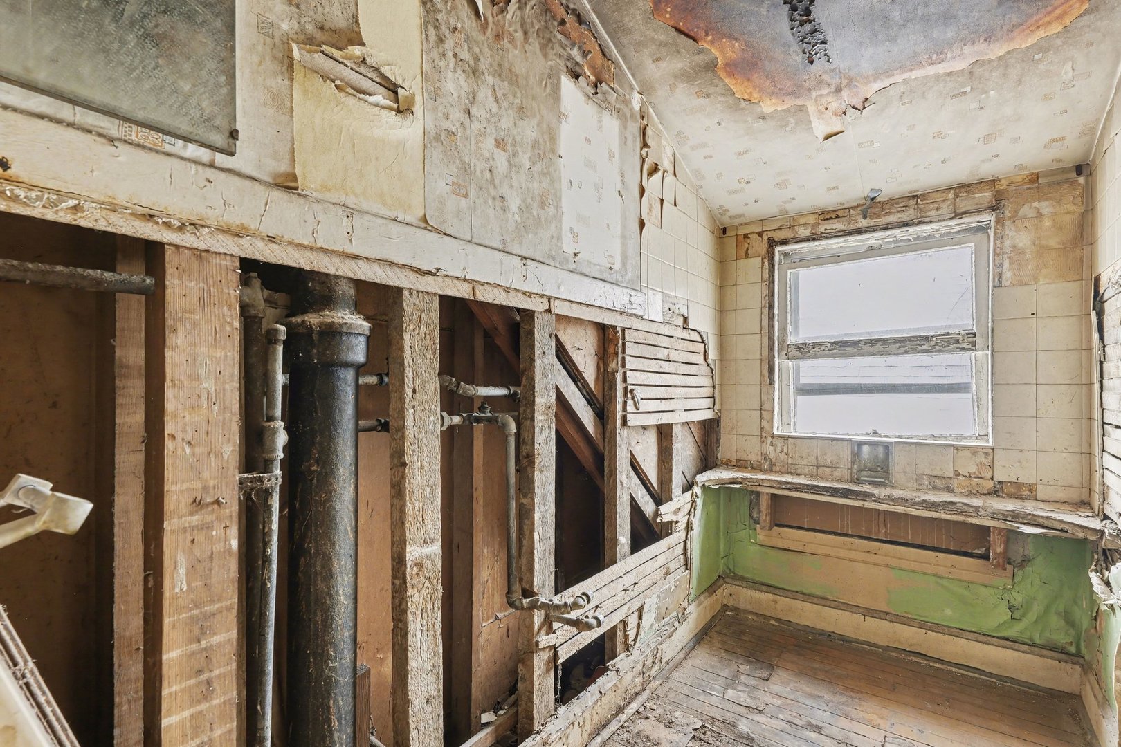 5032 W Gunnison Street, Chicago, IL 60630