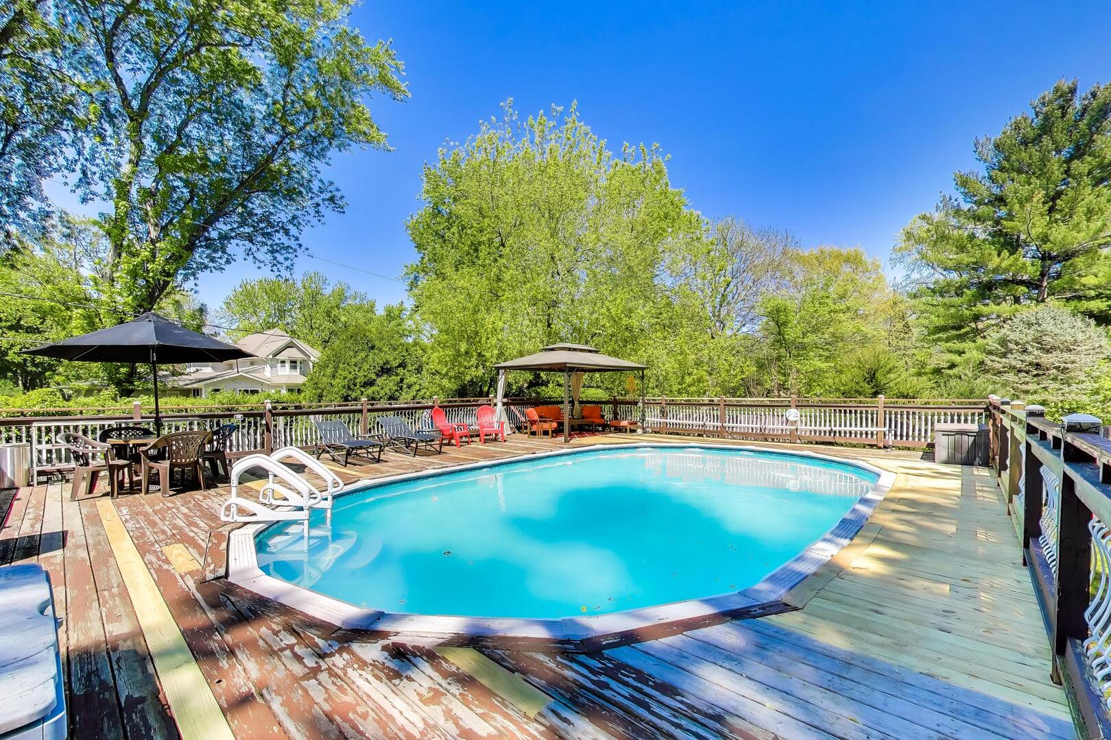 15352 W Cherrywood Lane, Libertyville, IL 60048