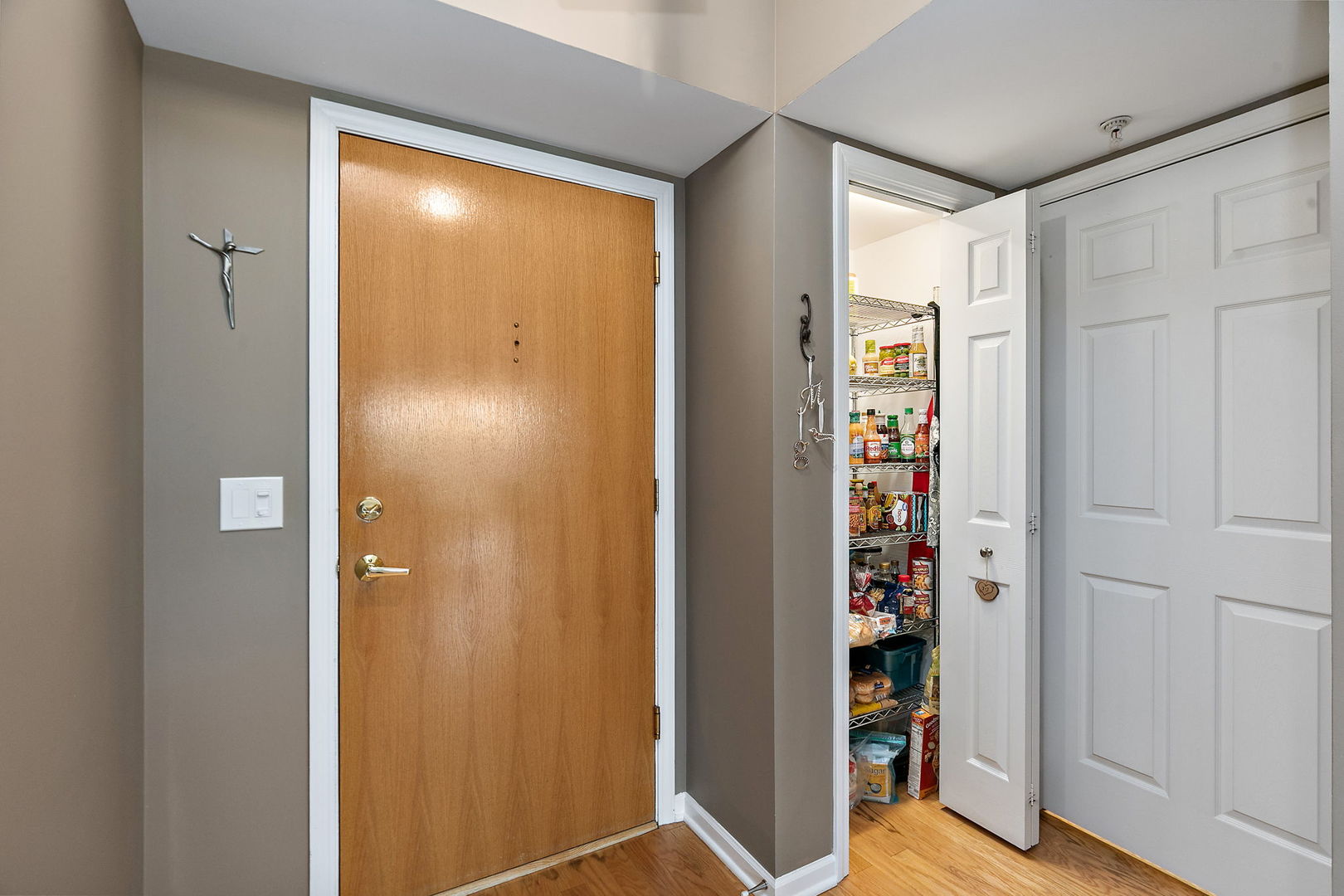 104 N Plum Grove Road #504, Palatine, IL 60067