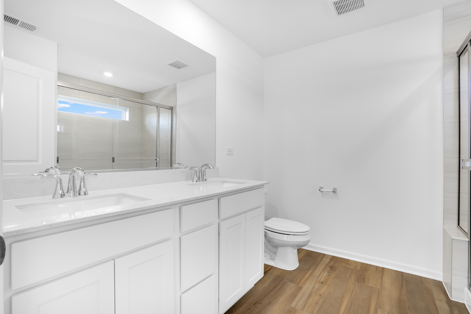 4209 Meadowridge Road, Woodstock, IL 60098