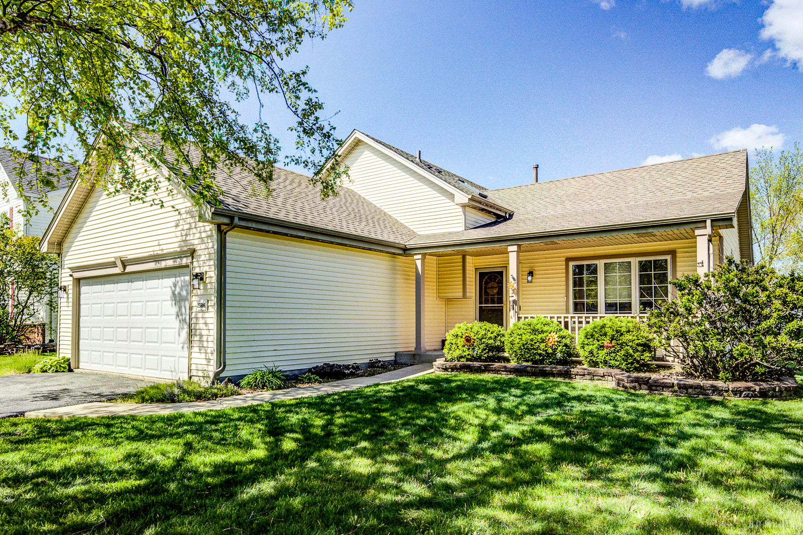 25606 S Jonquil Lane, Monee, IL 60449