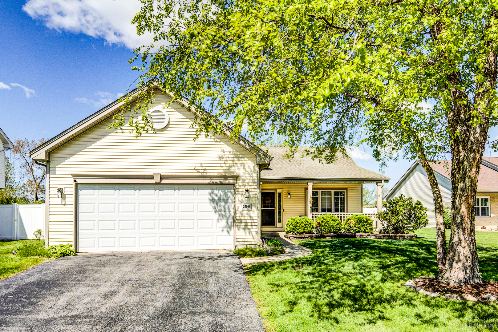25606 S Jonquil Lane, Monee, IL 60449