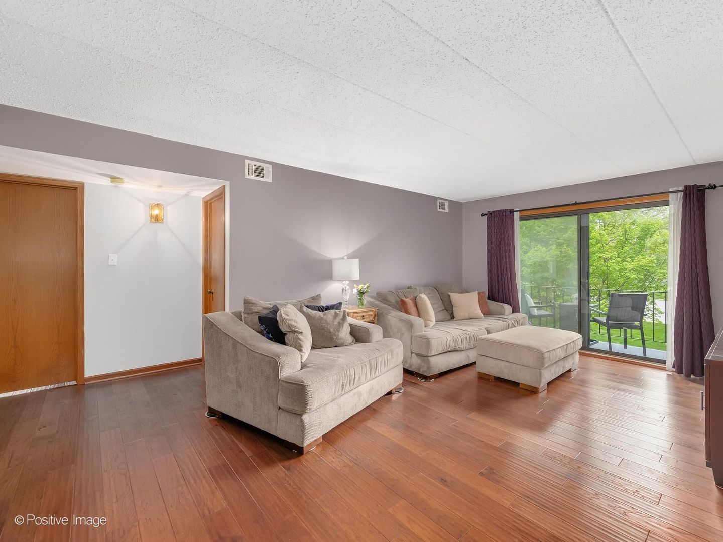 10985 S 84th Avenue #2B, Palos Hills, IL 60465