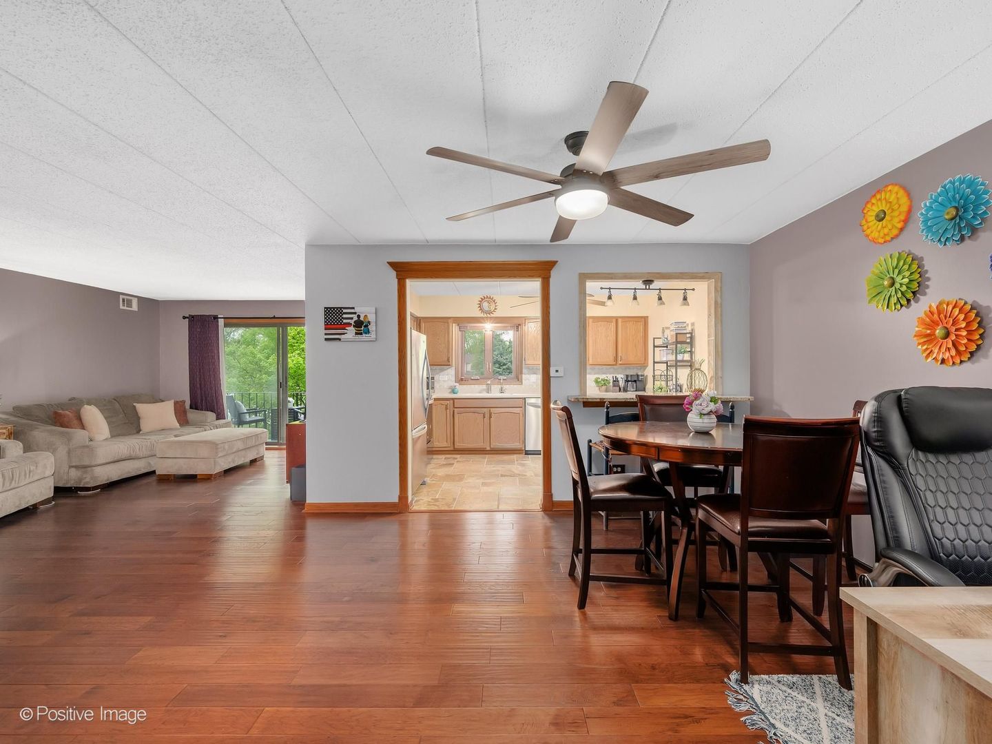 10985 S 84th Avenue #2B, Palos Hills, IL 60465