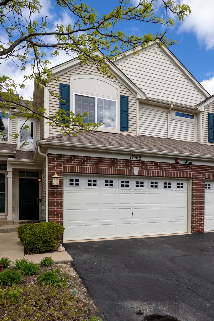 11965 Brunschon Lane, Huntley, IL 60142