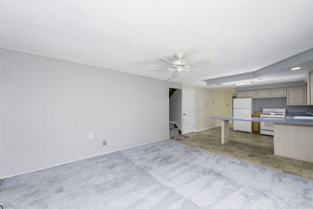 812 Geddes Court, Winthrop Harbor, IL 60096