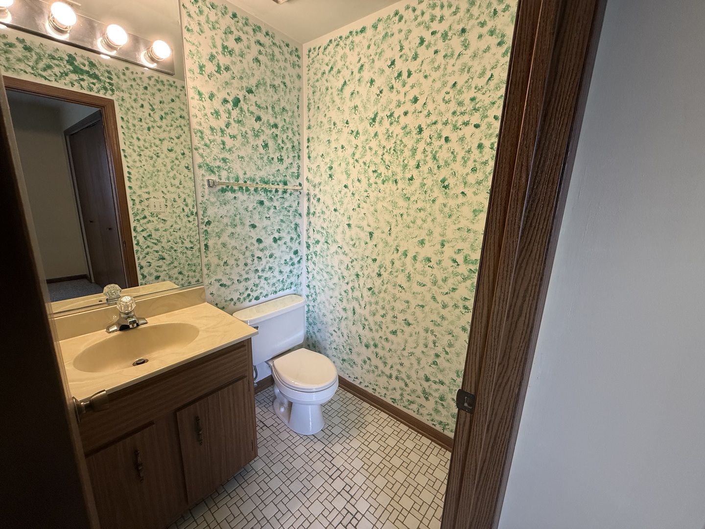 15723 Peggy Lane #11, Oak Forest, IL 60452