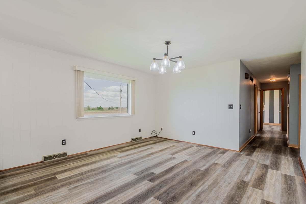 200 W Winslow Street, Danvers, IL 61732