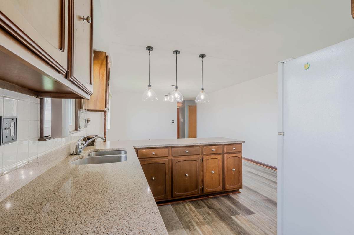 200 W Winslow Street, Danvers, IL 61732