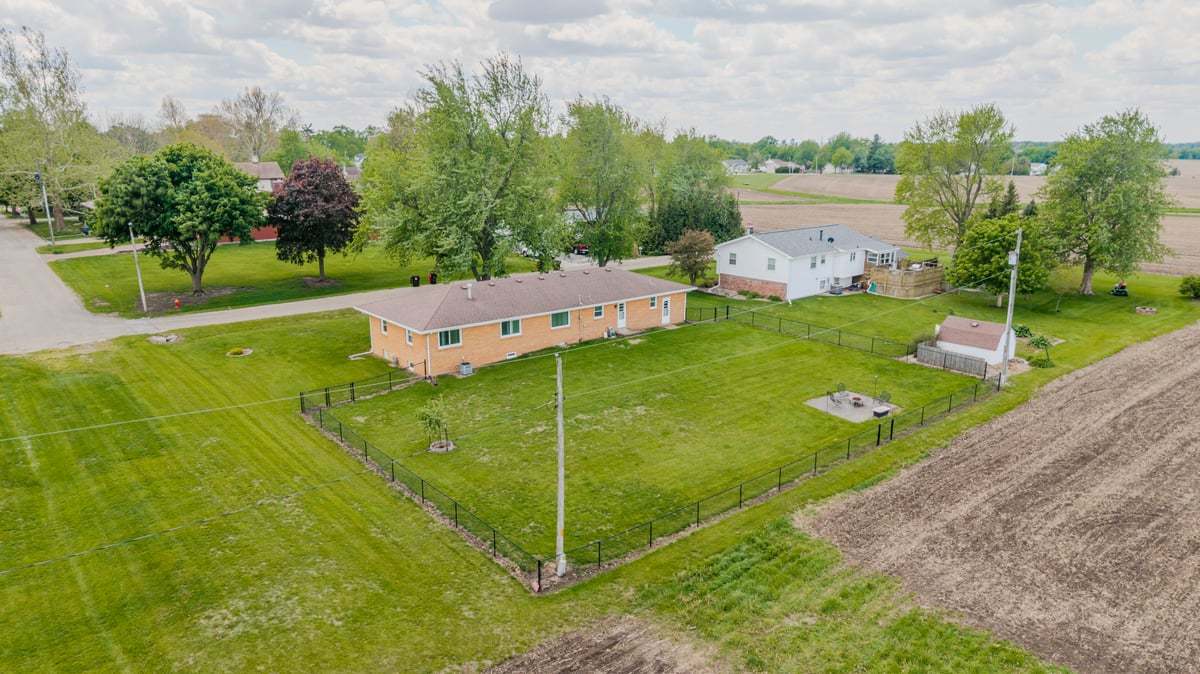200 W Winslow Street, Danvers, IL 61732