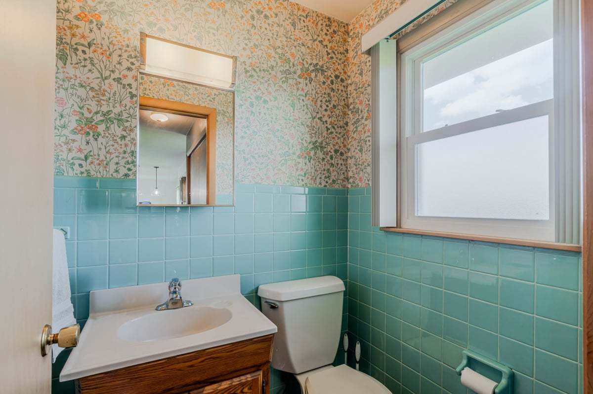 200 W Winslow Street, Danvers, IL 61732