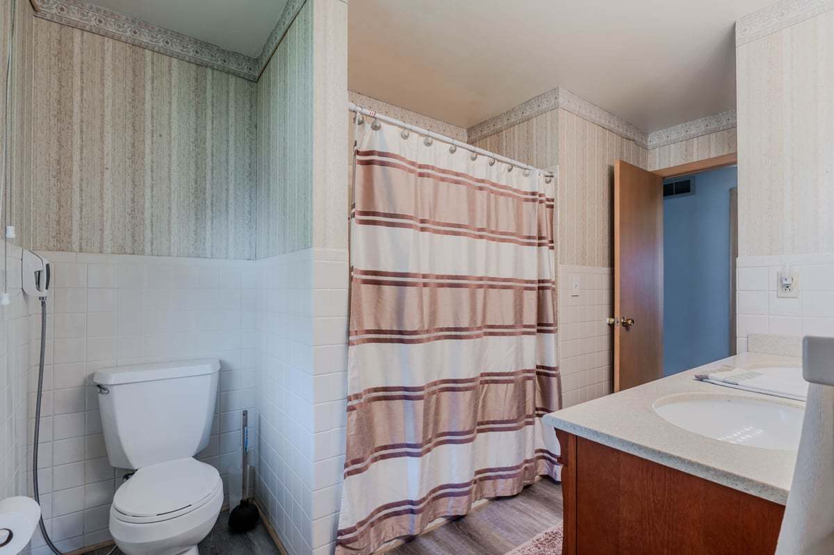 200 W Winslow Street, Danvers, IL 61732