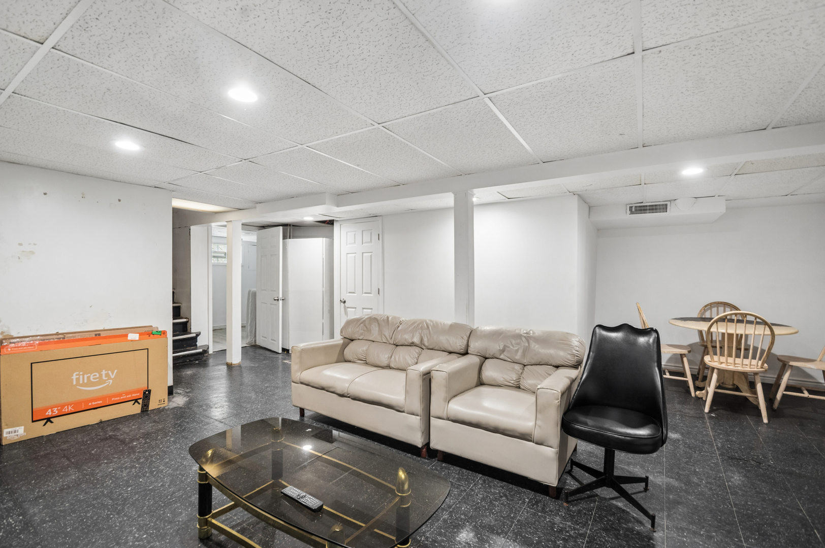 1418 N Waller Avenue, Chicago, IL 60651