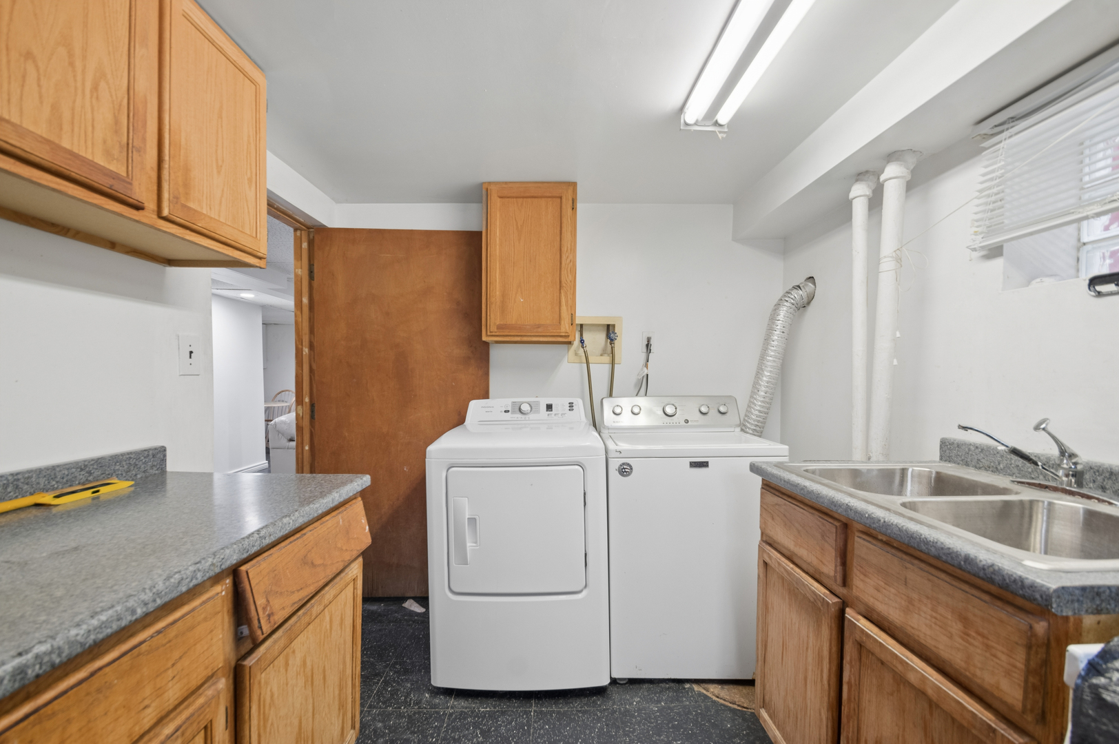 1418 N Waller Avenue, Chicago, IL 60651