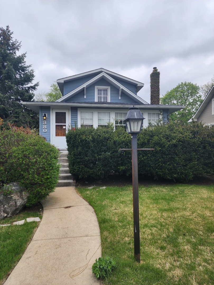 380 S Fairview Avenue, Elmhurst, IL 60126