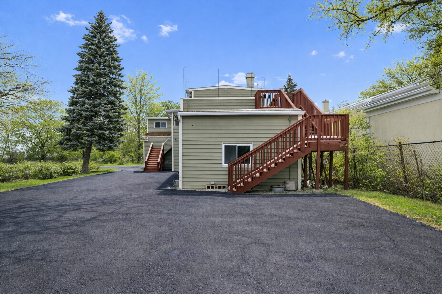 278 N State Street, Hampshire, IL 60140