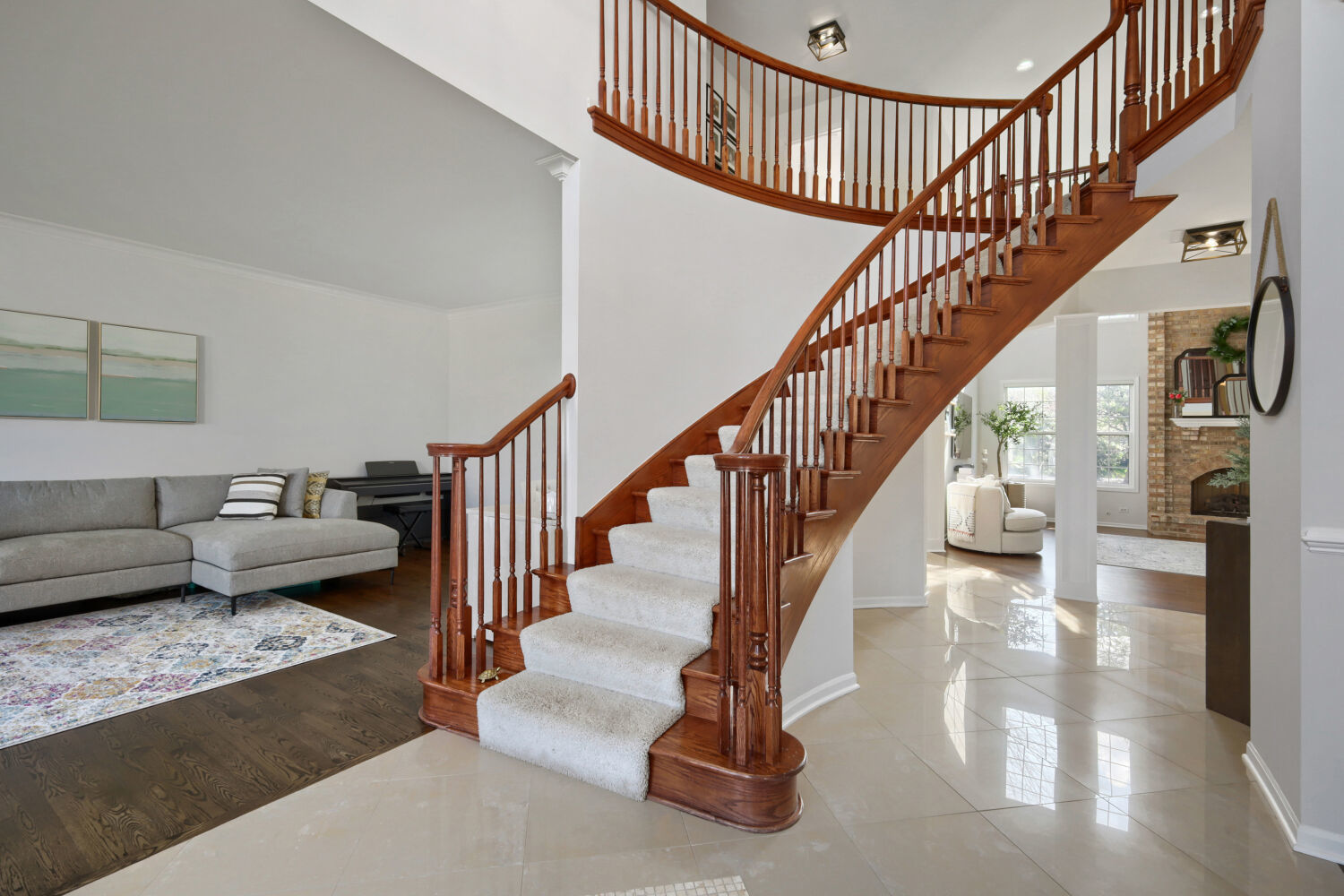 155 Michigan Drive, Bloomingdale, IL 60108