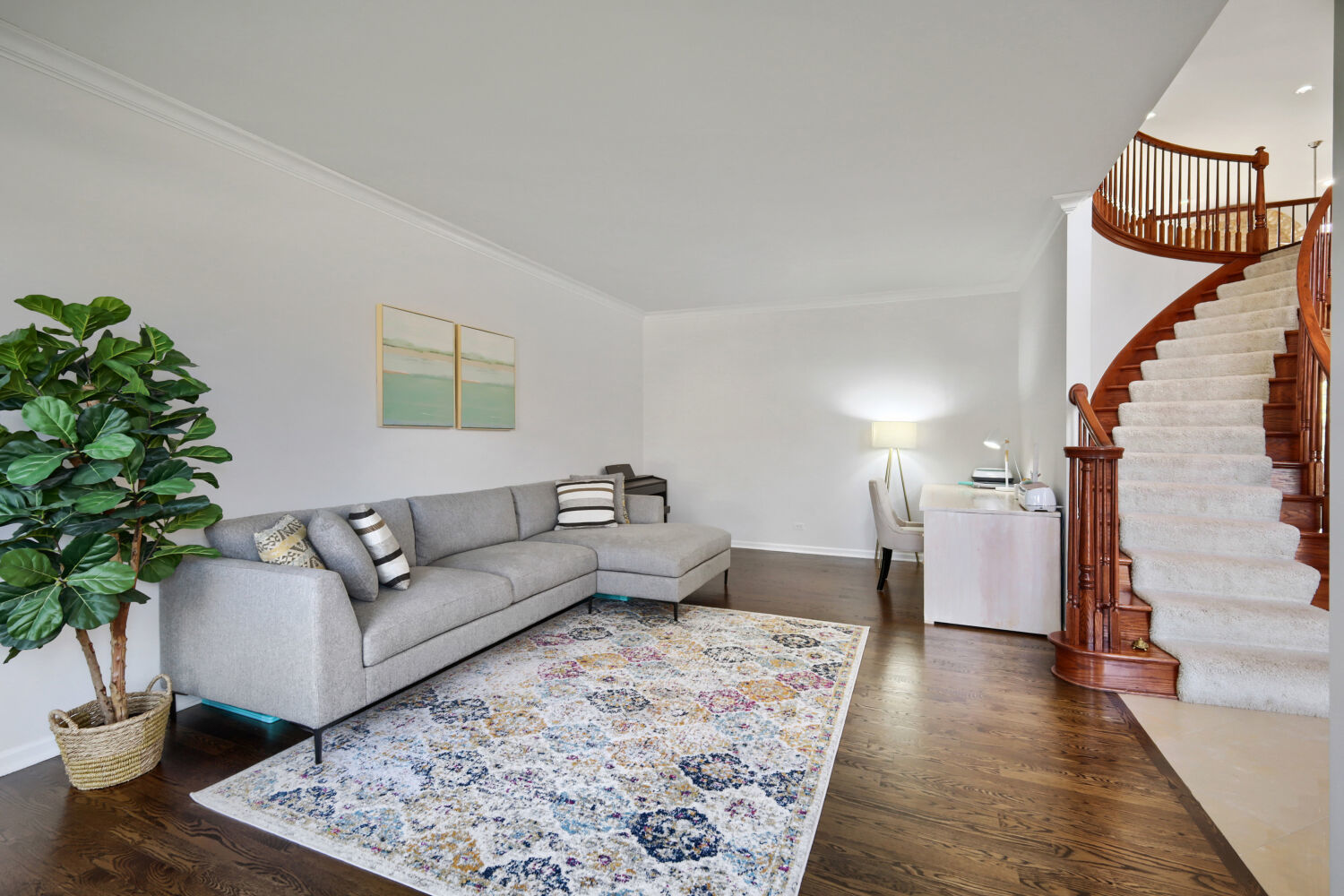 155 Michigan Drive, Bloomingdale, IL 60108