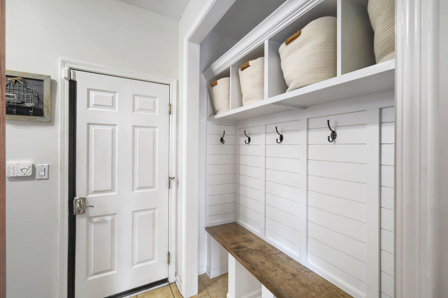 155 Michigan Drive, Bloomingdale, IL 60108