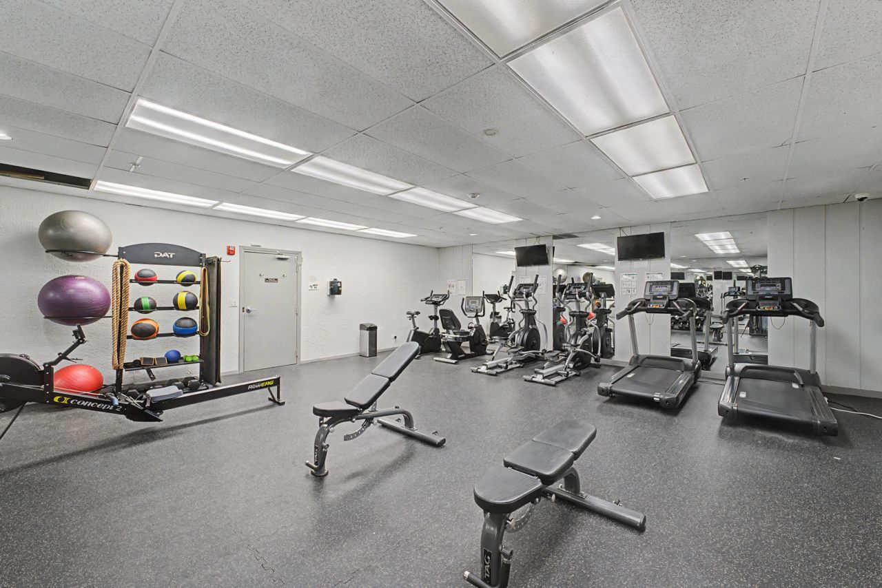 1 Renaissance Place #1105, Palatine, IL 60067