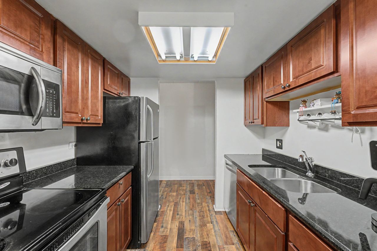 1 Renaissance Place #1105, Palatine, IL 60067