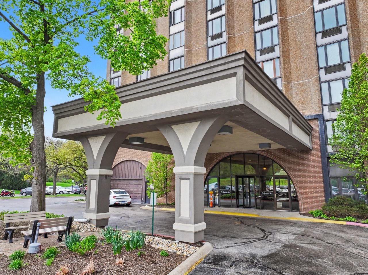 1 Renaissance Place #1105, Palatine, IL 60067