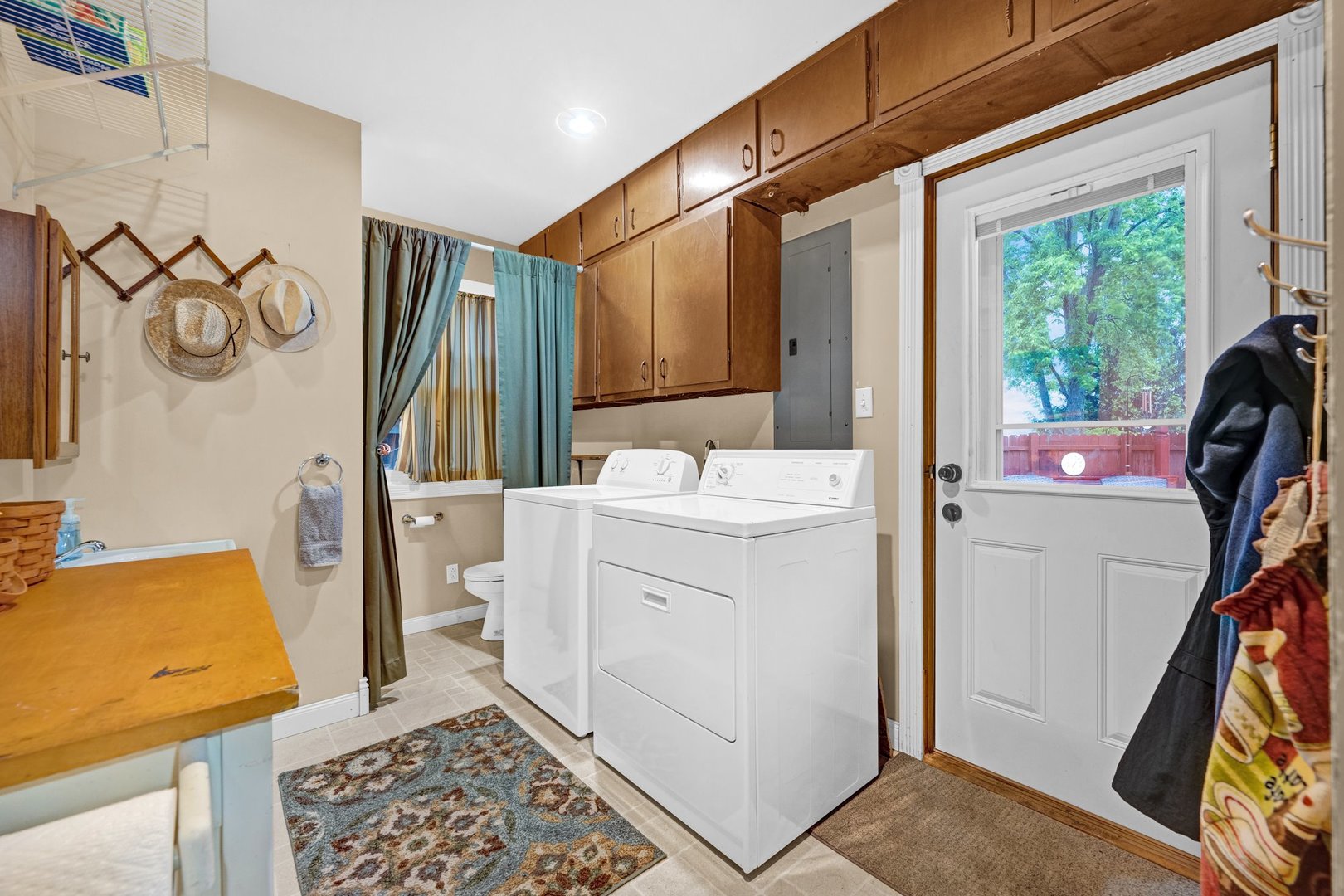 327 W Poplar Street, Heyworth, IL 61745