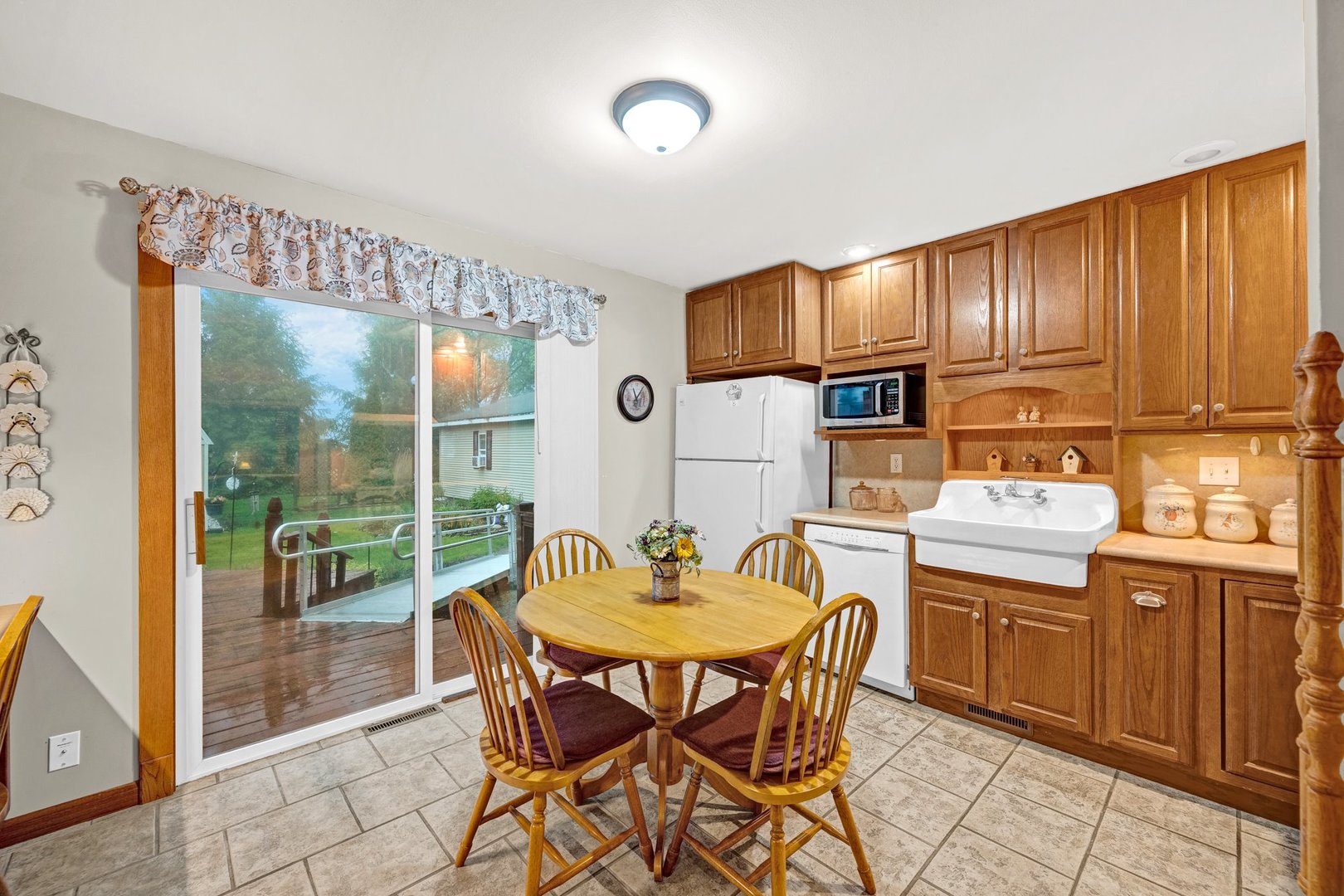 327 W Poplar Street, Heyworth, IL 61745
