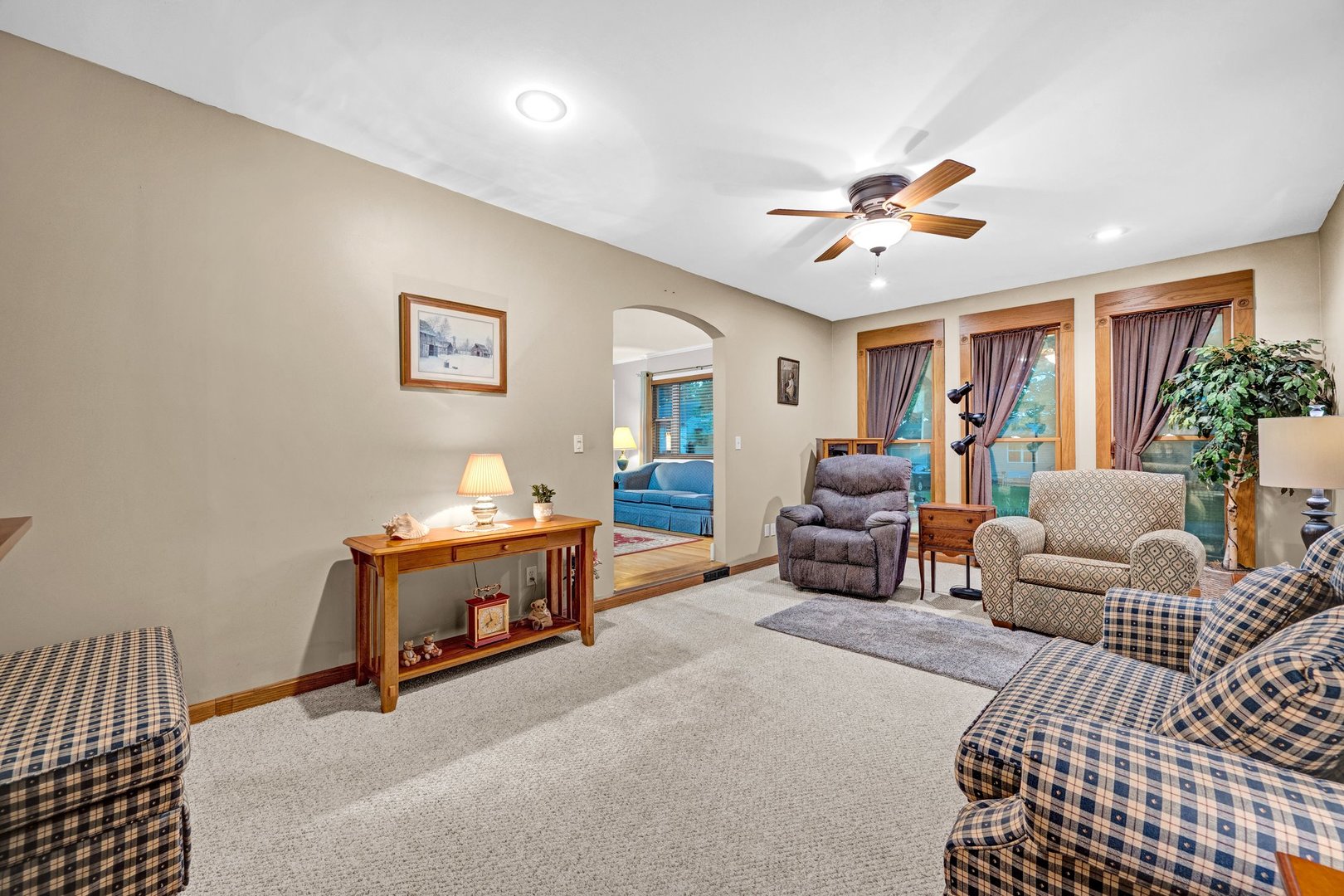 327 W Poplar Street, Heyworth, IL 61745