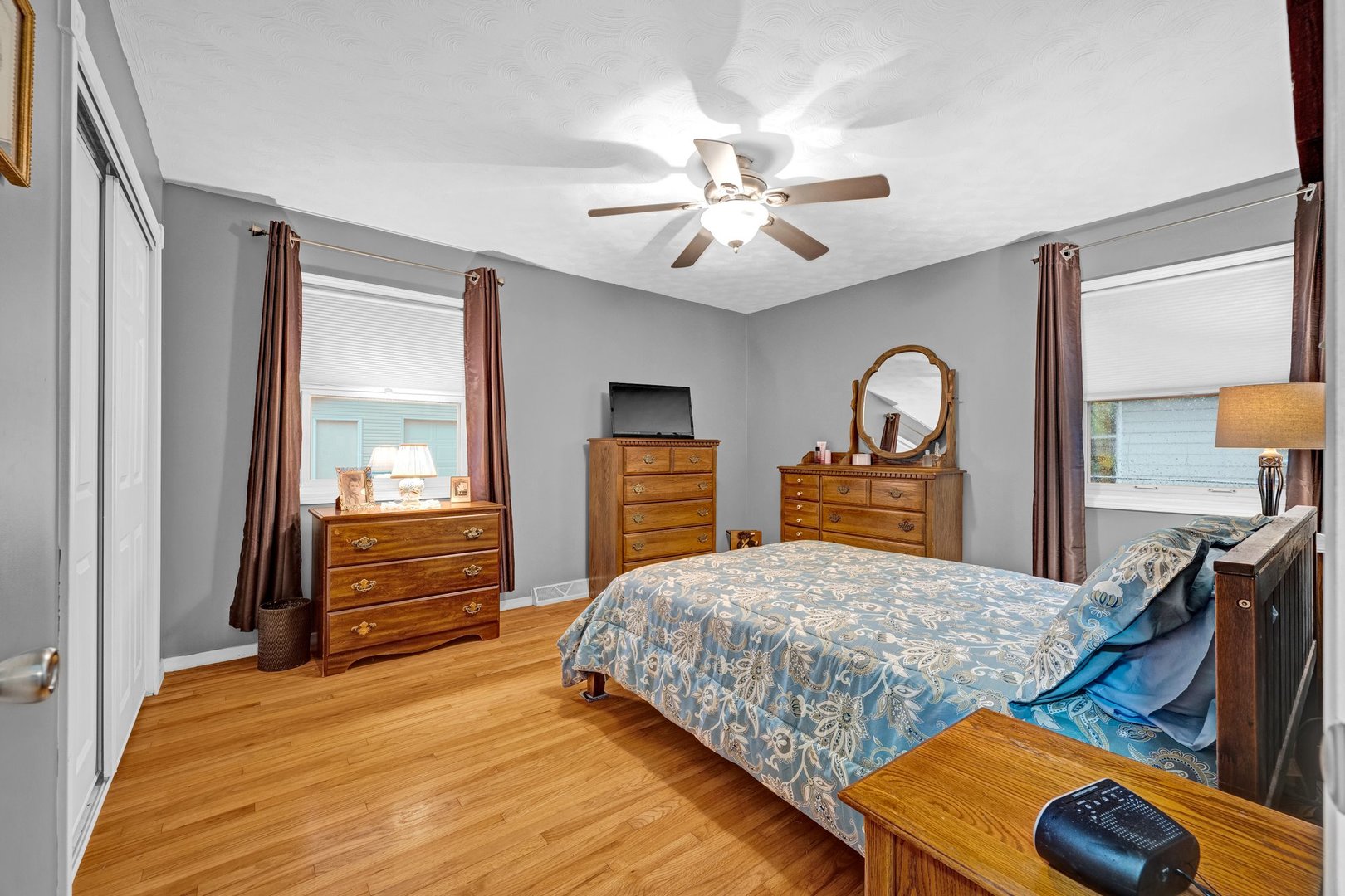327 W Poplar Street, Heyworth, IL 61745