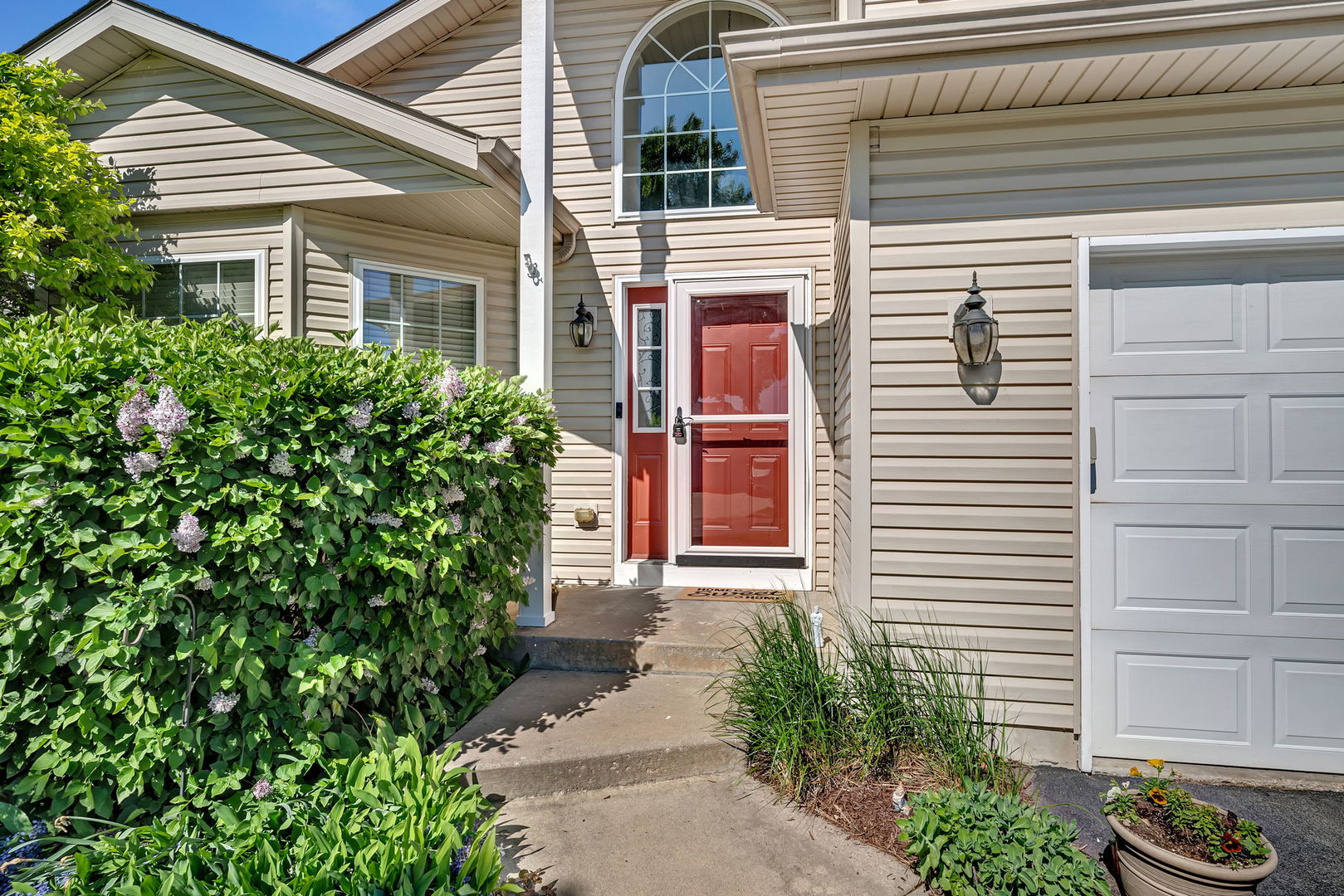 486 S Dollinger Drive, Romeoville, IL 60446