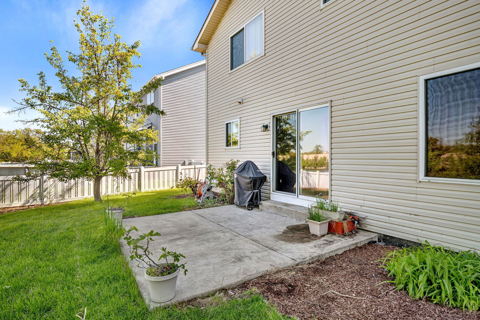 486 S Dollinger Drive, Romeoville, IL 60446