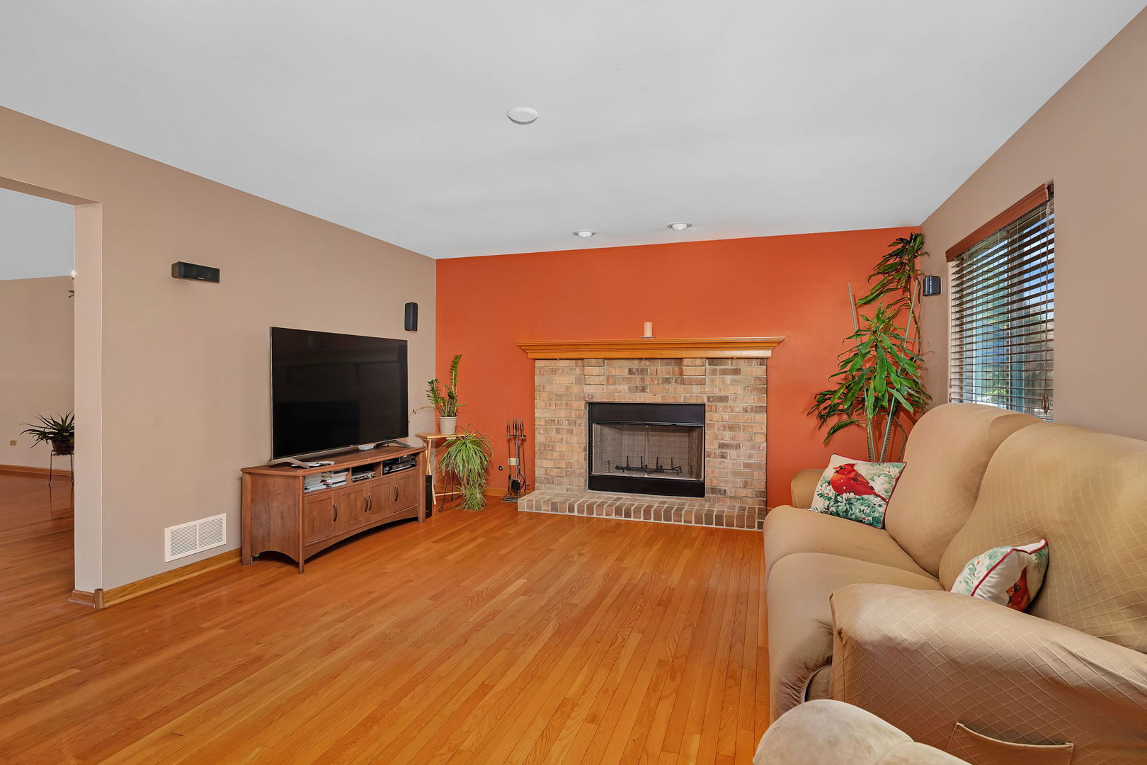 486 S Dollinger Drive, Romeoville, IL 60446