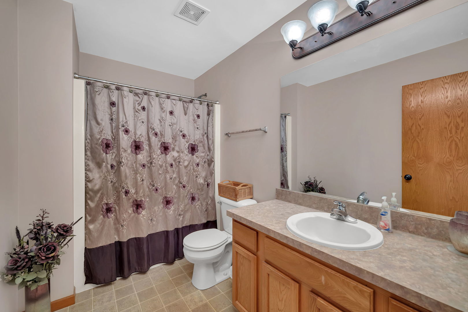 486 S Dollinger Drive, Romeoville, IL 60446