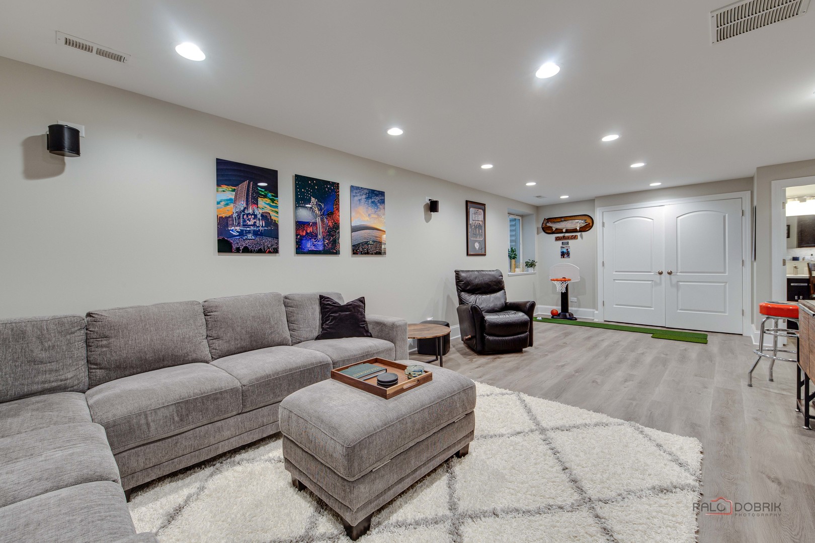 225 N Brockway Street, Palatine, IL 60067