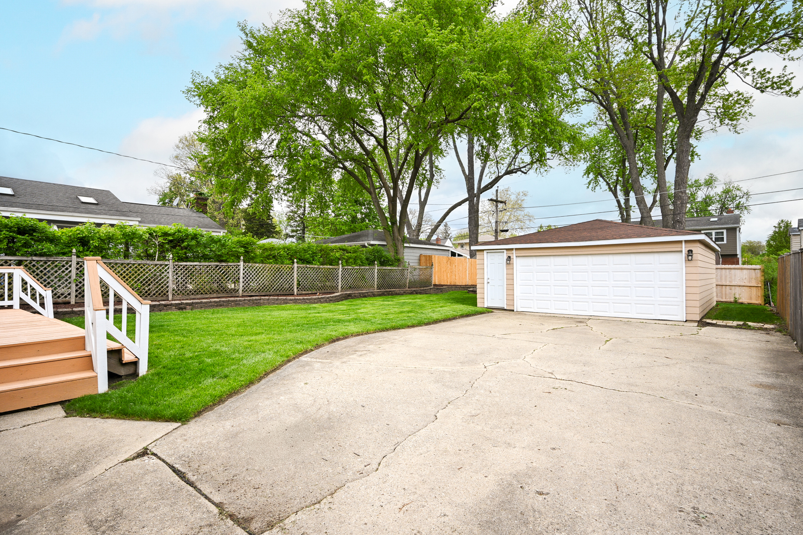 449 W Verret Street, Elmhurst, IL 60126