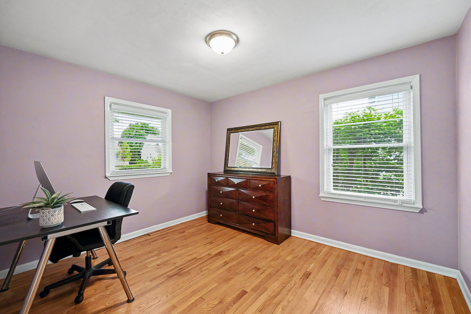 449 W Verret Street, Elmhurst, IL 60126