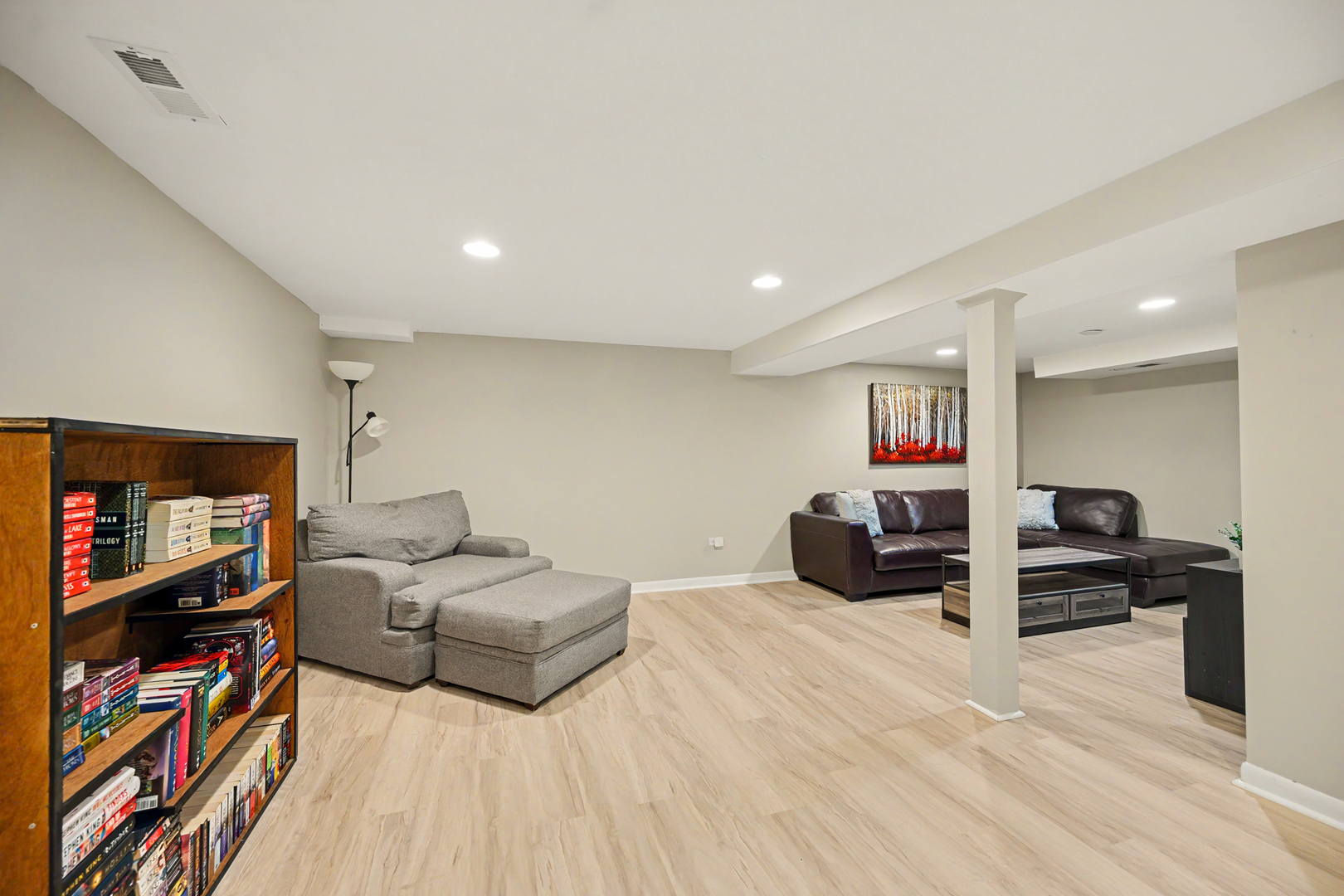 449 W Verret Street, Elmhurst, IL 60126