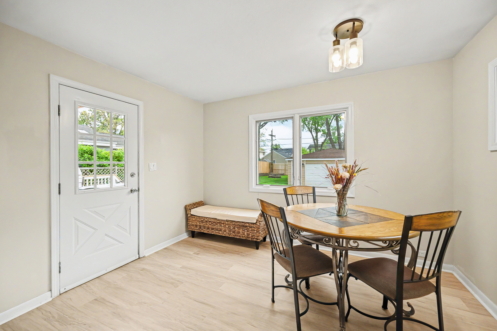 449 W Verret Street, Elmhurst, IL 60126