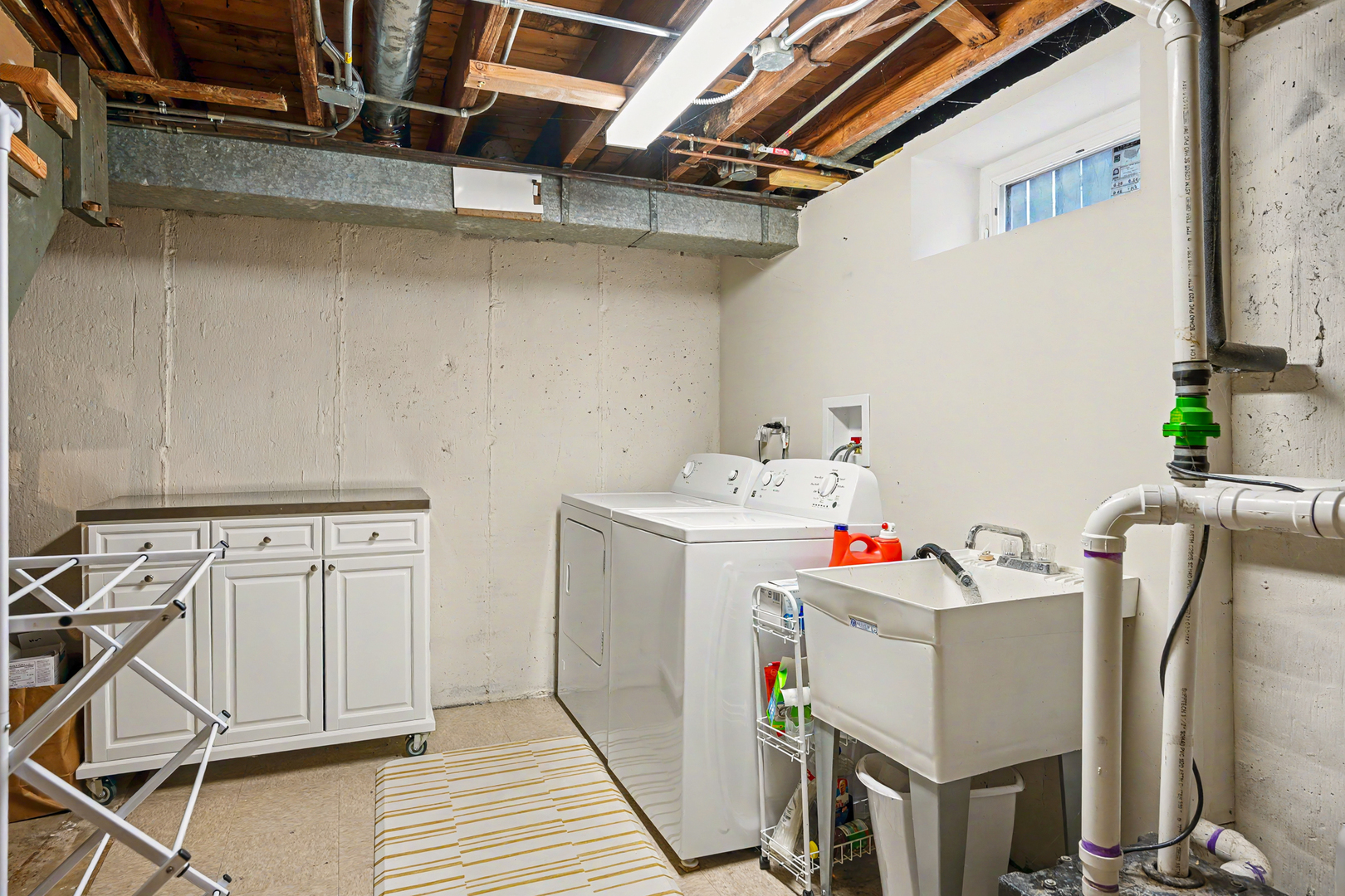 449 W Verret Street, Elmhurst, IL 60126